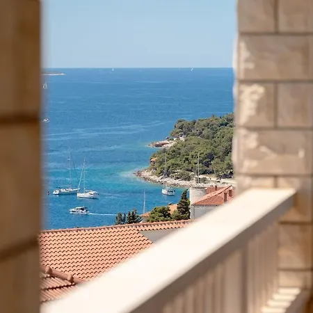 Jules Hvar Hvar Town